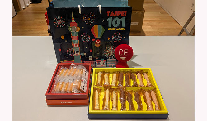 お客さまからのお土産です