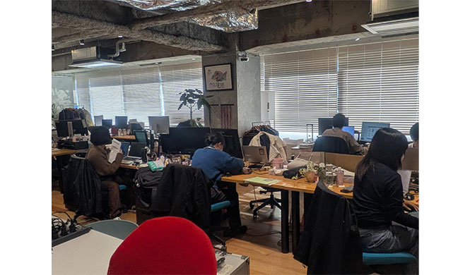 いつの間に席移動完了